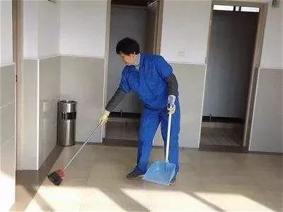 創(chuàng)城故事 | 廊下保潔阿姨的“白加黑”奉獻(xiàn)